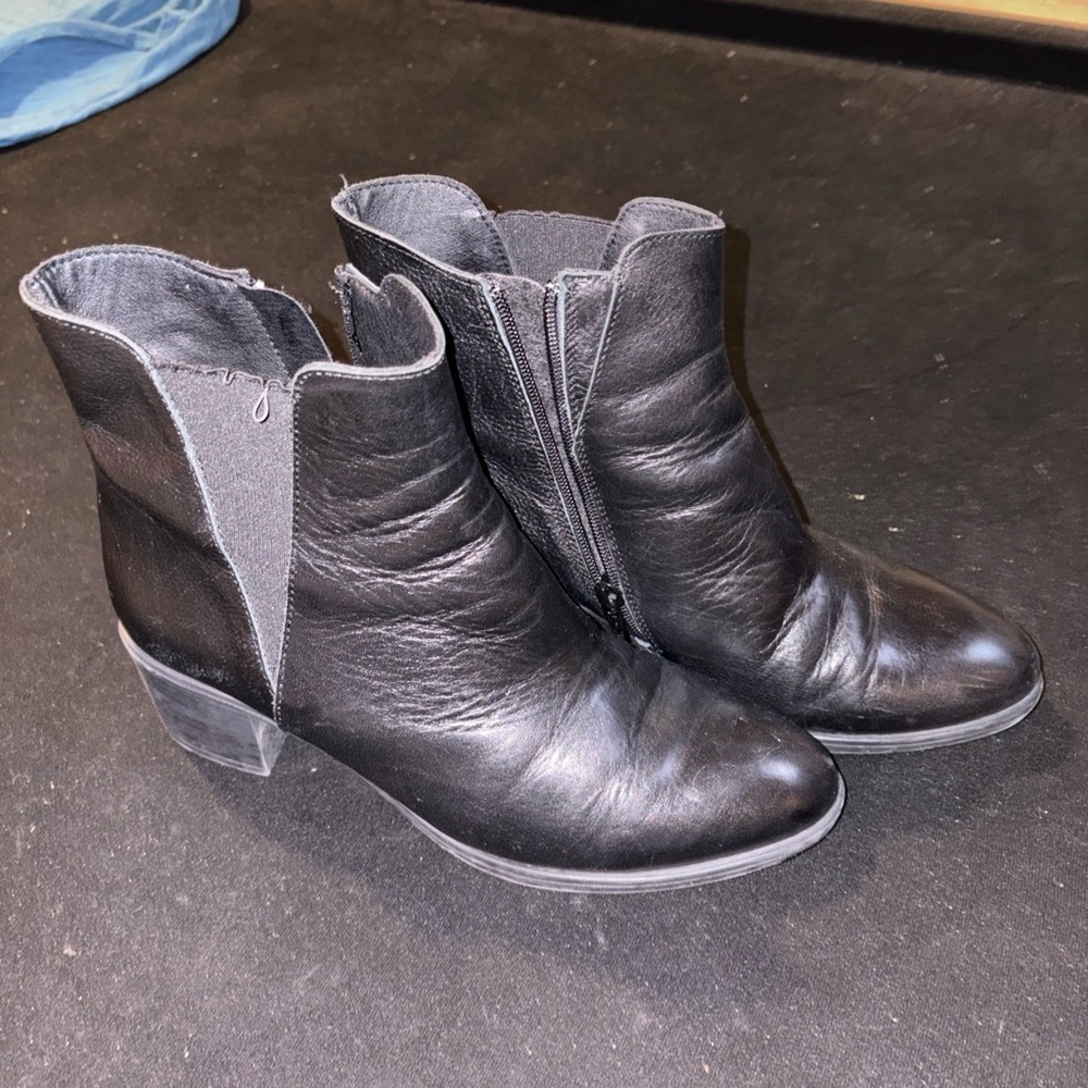 Size 40 ankle boots